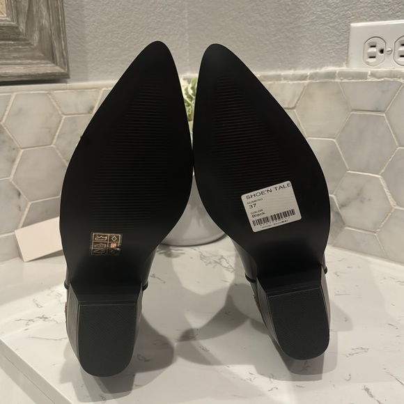 Shoe ‘n Tale Pointed Toe Cowgirl Studded Black and White Western Boots, Size 37 - Picture 9 of 10